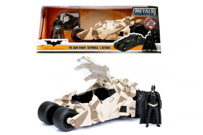 Batmobil cu Figurina si Camuflaj