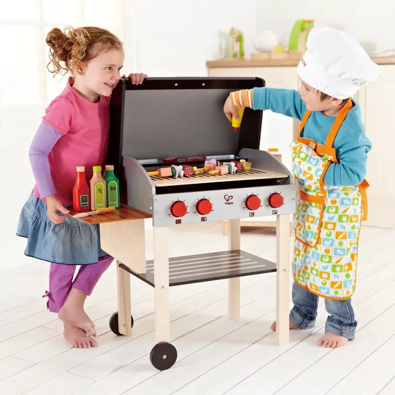 Gratar bucatarie Hape, lemn, cu accesorii KID005662