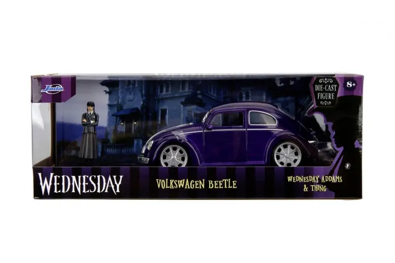 JADA WEDNESDAY SET MASINUTA METALICA VOLKSWAGEN BEETLE 1:24 SI FIGURINA METALICA WEDNESDAY 7CM