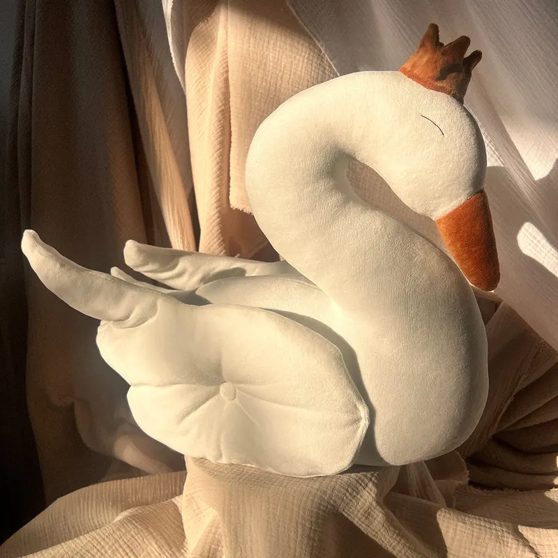 Jucărie Textilă Lebădă din Catifea, White Swan Serenity — imaginea 2