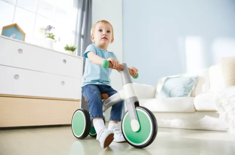Bicicleta copii Hape, echilibru, fara pedale, 3 roti, verde KID033955 — imaginea 5