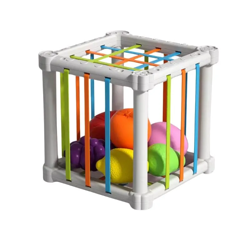 Jucarie Educativa pentru Bebelusi, Cub Elastic cu Fructe, 6 Forme din Plastic Multicolor, Dezvoltare Abilitati Motorii si Cognitive pentru Copii Mici, 11.5x11.5x11.5 Cm, +18 Luni