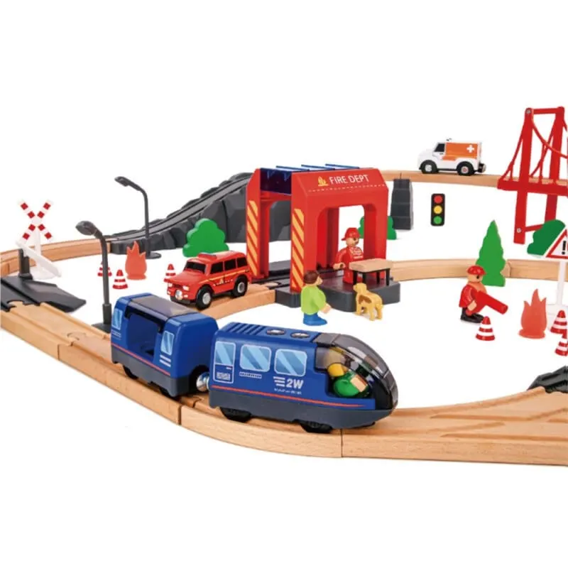 Trenulet din lemn Tooky Toy, statie de pompieri/ambulanta, multicolor, 70 piese KID373322 — imaginea 3