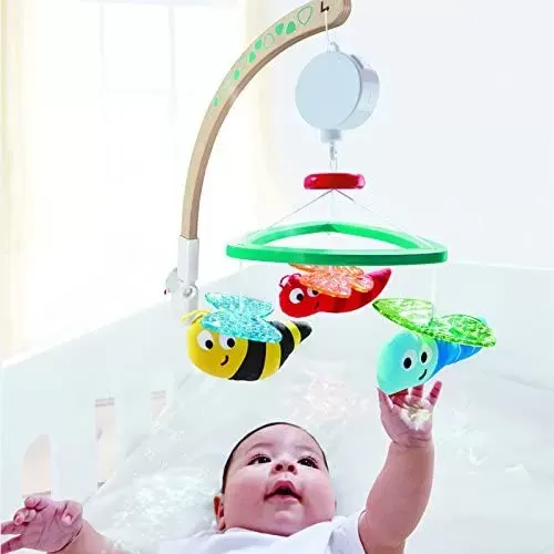 Carusel muzical patut Hape, lemn, multicolor KID021273
