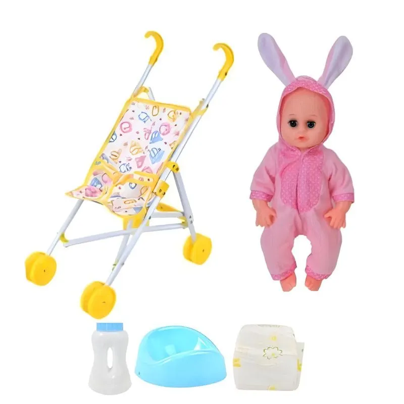 Set Papusa Bebelus Interactiva Multifunctionala Care Vorbeste, Carucior si Accesorii, 15 Sunete, Biberon, Olita, Scutec, Carucior Galben, 31x9x15 Cm, + 3 Ani, Utility One